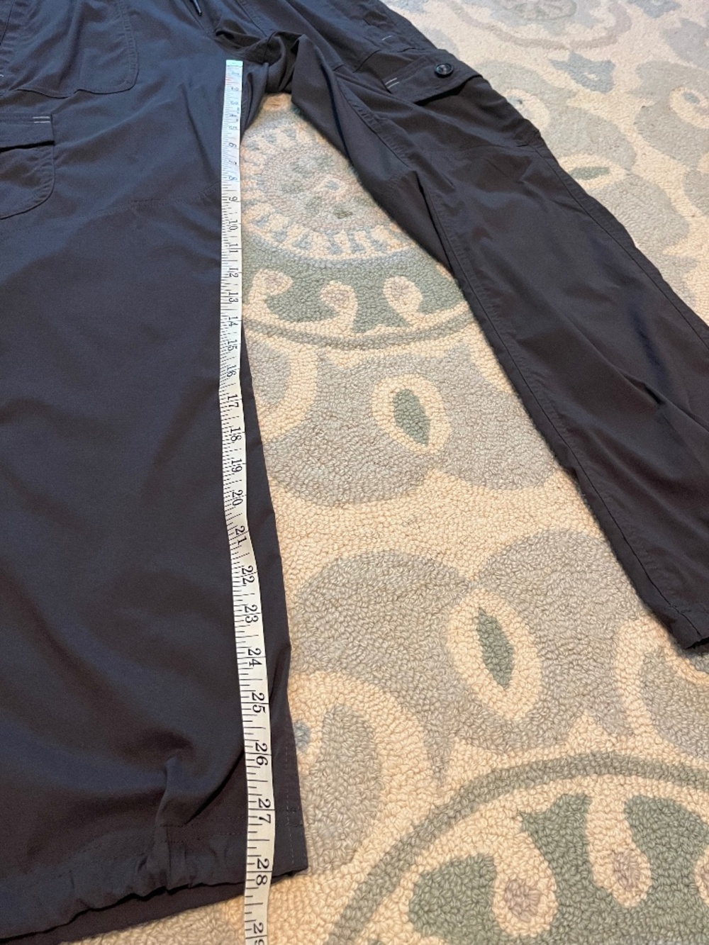 Women's LL Bean Vista Camp-Hike-Walk Pants, Straight Leg Cargo, Sz Pet Small - Picture 9 of 12